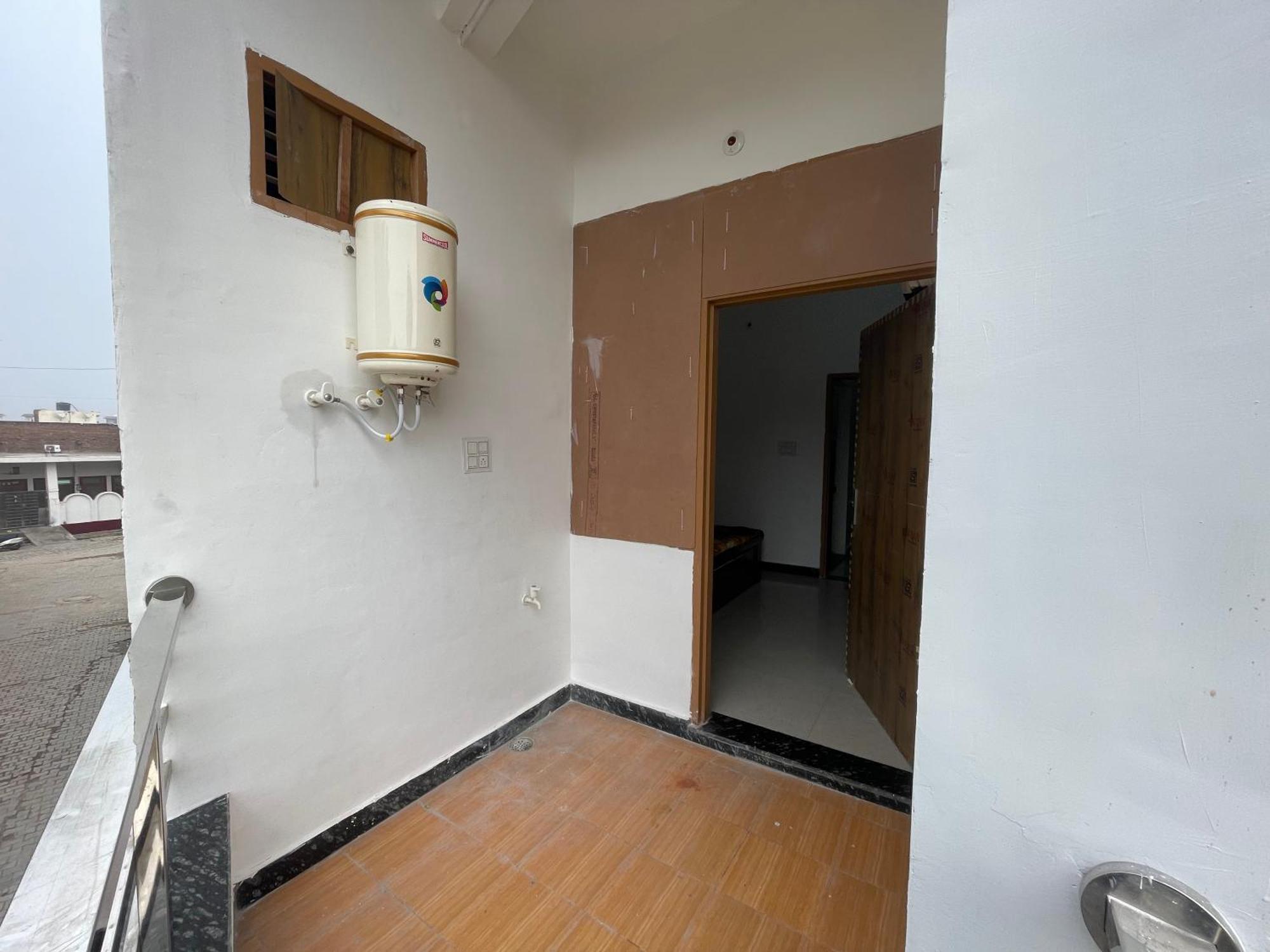Rukmani Villas Group Of Rukmani Home Stay 마투라 외부 사진