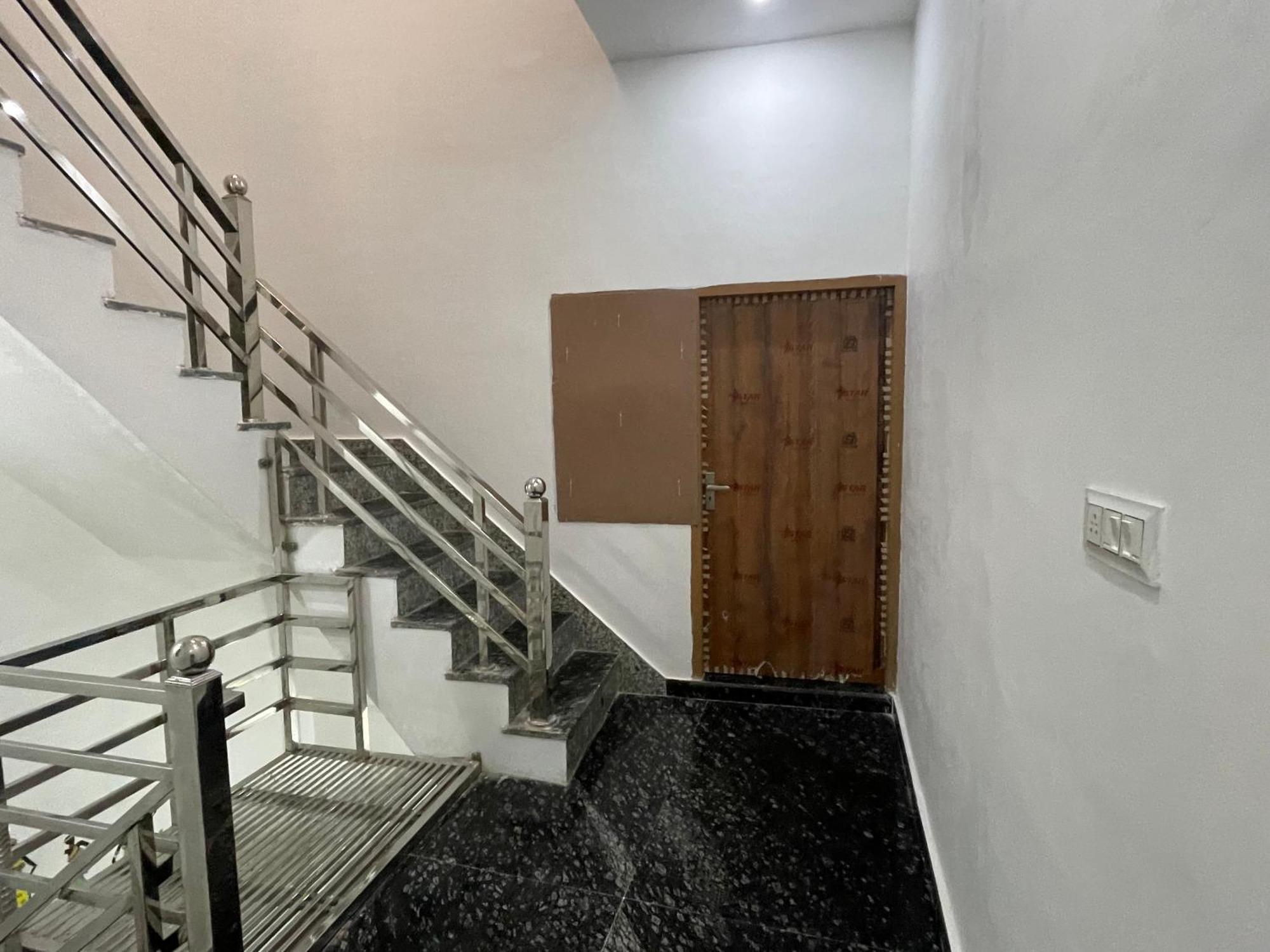 Rukmani Villas Group Of Rukmani Home Stay 마투라 외부 사진