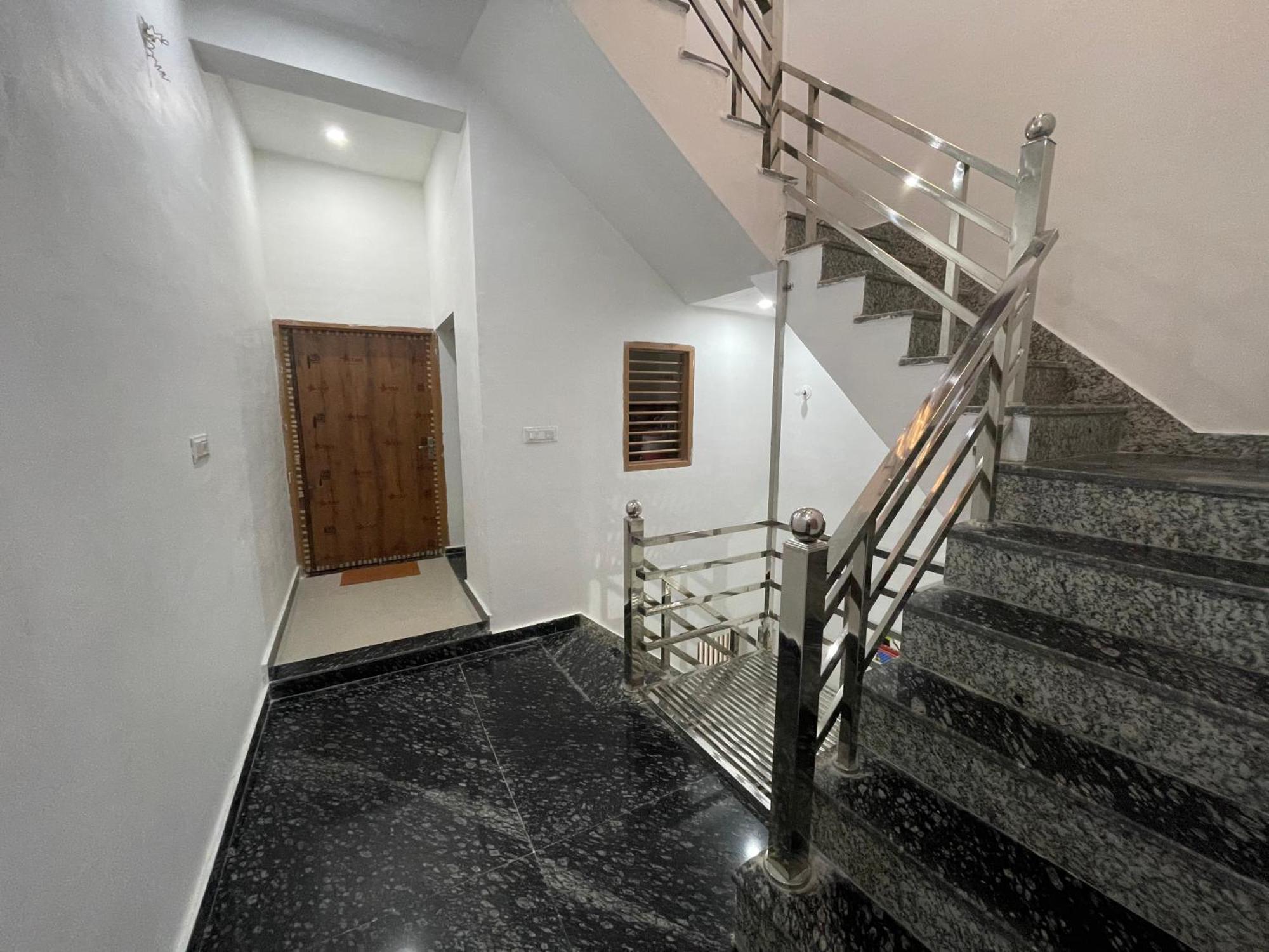 Rukmani Villas Group Of Rukmani Home Stay 마투라 외부 사진